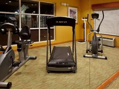 Hotel Express & Charleston - North By Ihg 2*