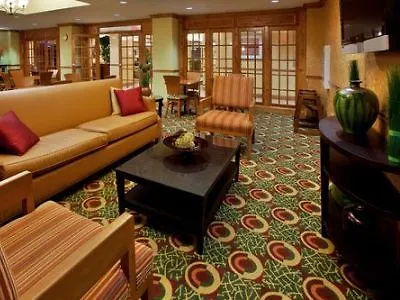 Hotel Express & Charleston - North By Ihg 2*