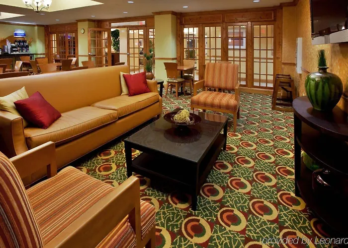 Express & Charleston - North By Ihg 2* North Charleston